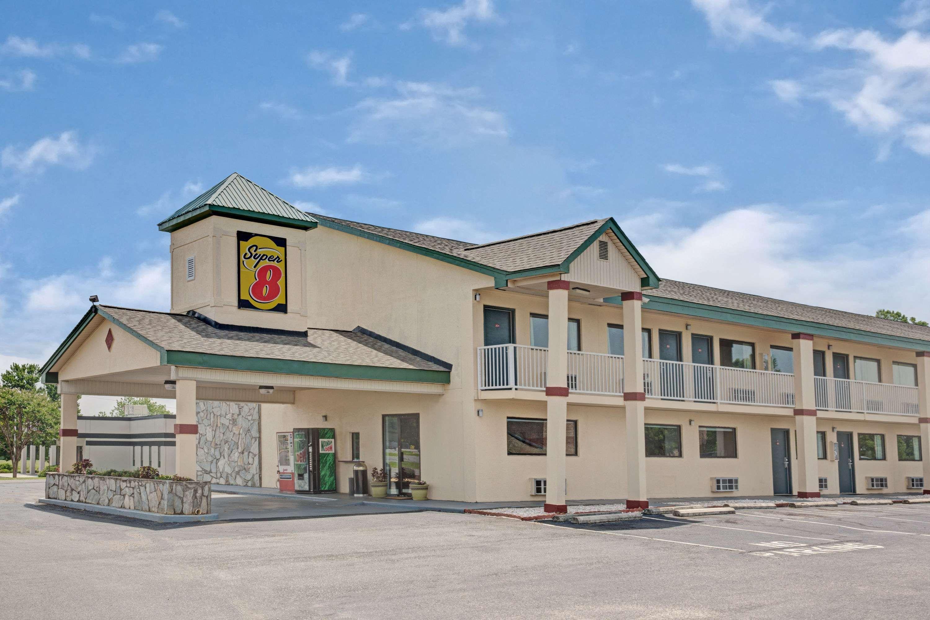 Hotel Super 8 By Wyndham Shelby Exterior foto