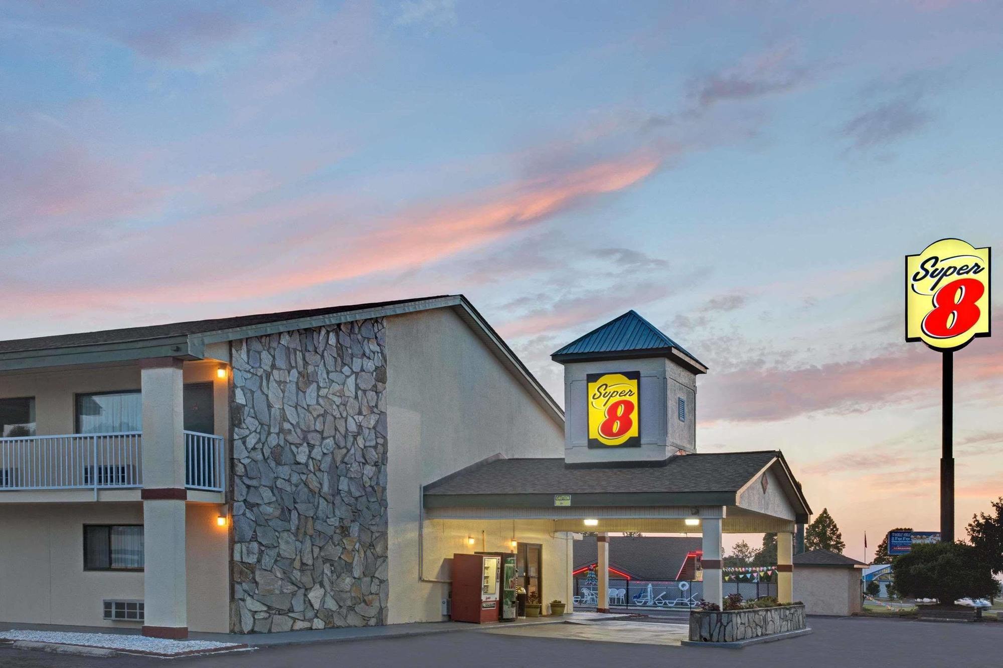 Hotel Super 8 By Wyndham Shelby Exterior foto